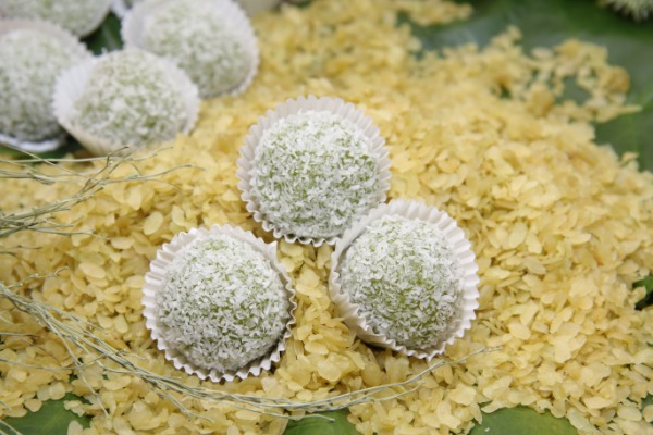 bánh cốm dừa